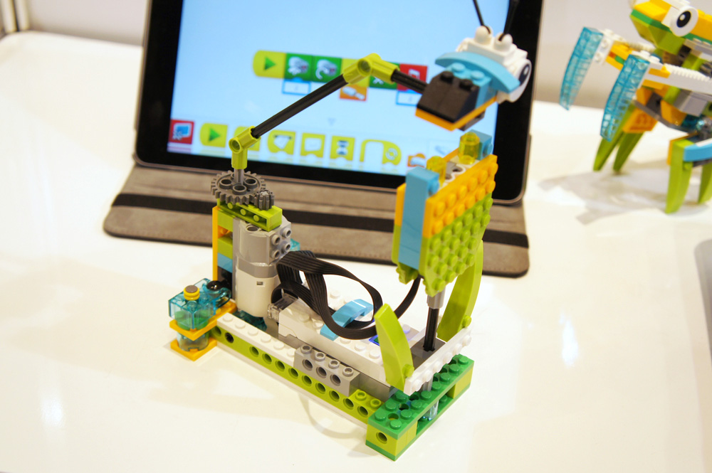 ジャンク 教育版レゴ WeDo 2.0 ウィードゥー - ブロック、積木